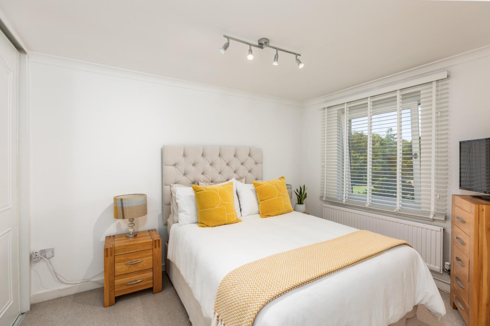 Parkside, 16 Langland Road, Langland, Swansea, SA3 4LX